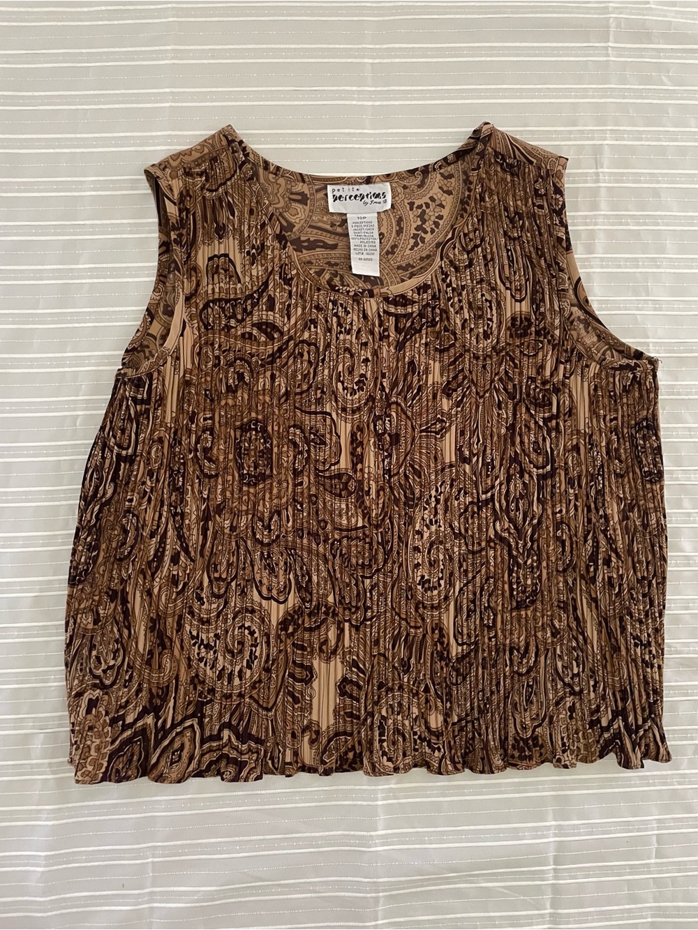 Perceptions Brown & Tan Paisley Pleated Top sz 10 casual preppy